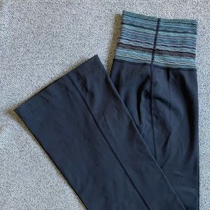 Lululemon yoga pants